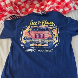 Women’s large simply southern t shirt
